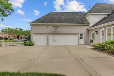 18 Dartmoor Court, Sugar Land, TX 77479 - Photo 33