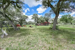 4427 Co Rd 382, Louise, TX 77455 - Photo 41