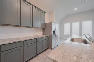 1070 Comal Trl, Dayton, TX 77535 - Photo 19