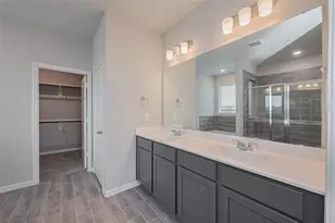 1070 Comal Trl, Dayton, TX 77535 - Photo 35