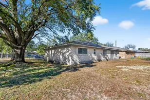 9002 Bunny Run Dr, Houston, TX 77088 - Photo 13