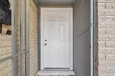 9002 Bunny Run Drive, Houston, TX 77088 - Photo 3