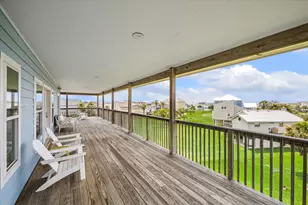 4015 War Chest Ct, Galveston, TX 77554 - Photo 31
