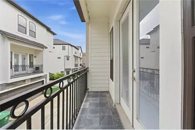 960 W 24th Street, Houston, TX 77008 - Photo 21