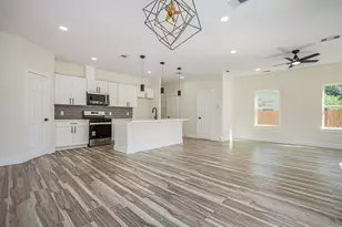 9807 Bamboo Rd, Houston, TX 77041 - Photo 7