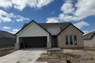 1717 San Jacinto Dr, Brenham, TX 77833 - Photo 1