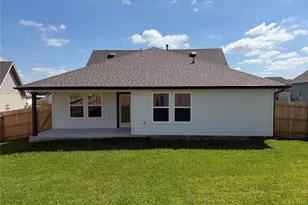 1717 San Jacinto Dr, Brenham, TX 77833 - Photo 13