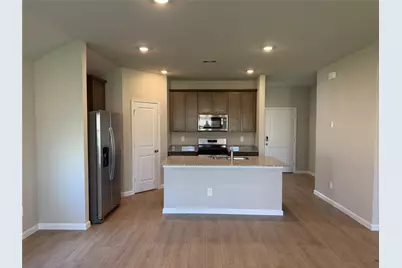 1717 San Jacinto Dr, Brenham, TX 77833 - Photo 3