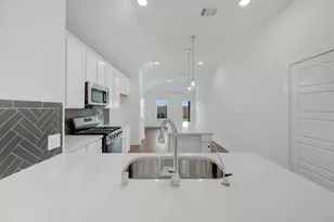 21451 Jacaranda Blossom Wy, Tomball, TX 77447 - Photo 23