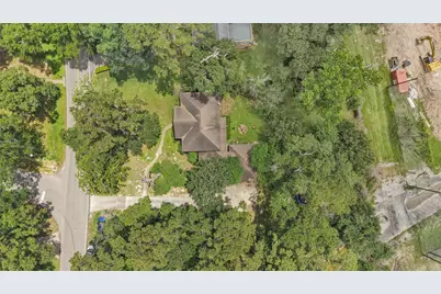 660 Stonewall Jackson Drive, Conroe, TX 77302 - Photo 37