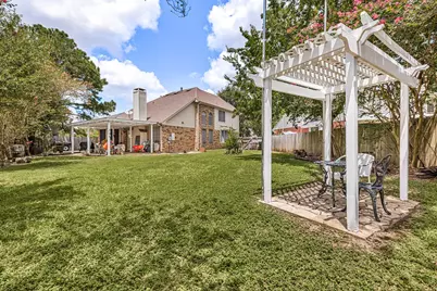 9046 Fairbloom Lane, Houston, TX 77040 - Photo 37