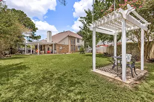 9046 Fairbloom Ln, Houston, TX 77040 - Photo 37