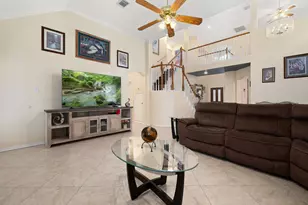 9046 Fairbloom Ln, Houston, TX 77040 - Photo 9
