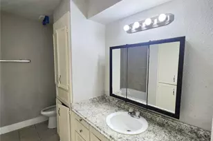 9110 Kentshire Dr, Houston, TX 77078 - Photo 9