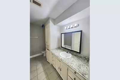 9110 Kentshire Drive #B, Houston, TX 77078 - Photo 9