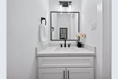 2415 Harrington Street, Houston, TX 77026 - Photo 25