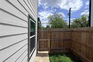 8115 Denton St, Houston, TX 77028 - Photo 29