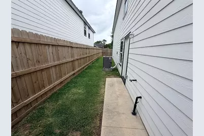 8115 Denton Street #A, Houston, TX 77028 - Photo 27