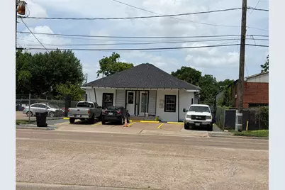 304 Lockwood Drive, Houston, TX 77011 - Photo 29