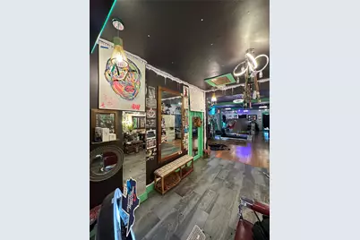 304 Lockwood Drive, Houston, TX 77011 - Photo 15