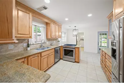 1906 Spillers Lane, Houston, TX 77043 - Photo 3