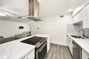 3131 Cummins St, Houston, TX 77027 - Photo 3