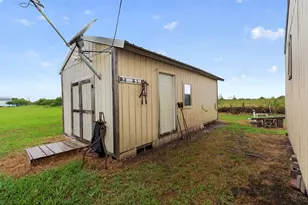 170 Clam Dr, Palacios, TX 77465 - Photo 17