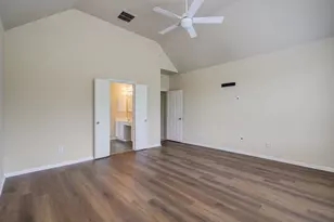 4602 Schiller Park Ln, Sugar Land, TX 77479 - Photo 31