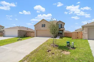 3167 Savannah Rose Dr, Angleton, TX 77515 - Photo 7