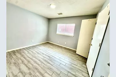 16214 Mission Glen Drive, Houston, TX 77083 - Photo 13