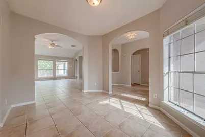 8714 Pleasantbrook Drive, Houston, TX 77095 - Photo 9