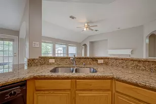 8714 Pleasantbrook Dr, Houston, TX 77095 - Photo 17