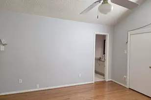 2060 Augusta Dr 3/7, Houston, TX 77057 - Photo 9