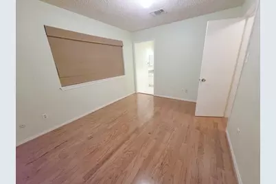 2060 Augusta Dr 3/7, Houston, TX 77057 - Photo 7