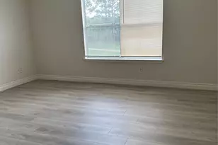 8030 Golf Green Cir, Houston, TX 77036 - Photo 7