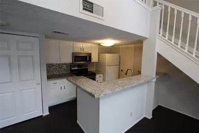 2300 Old Spanish Trail #2118, Houston, TX 77054 - Photo 5