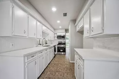 26 Chapparal Court, Missouri City, TX 77459 - Photo 9