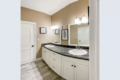 2206 Chasse Bend Street, Orange, TX 77632 - Photo 23