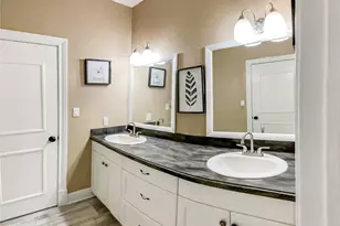 2206 Chasse Bend St, Orange, TX 77632 - Photo 23