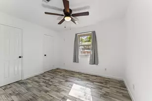 3831 Pintan Ln, Houston, TX 77014 - Photo 13