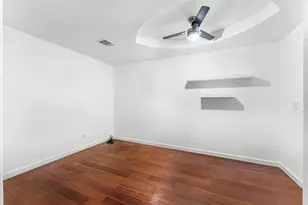 3831 Pintan Ln, Houston, TX 77014 - Photo 9