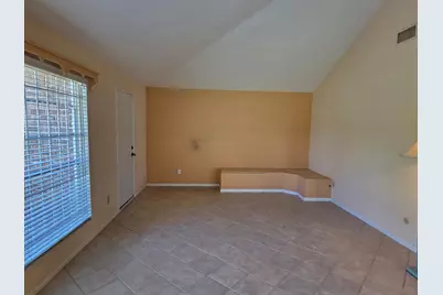 8922 Carousel Lane, Houston, TX 77080 - Photo 17