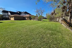 8922 Carousel Ln, Houston, TX 77080 - Photo 7