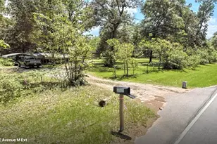 2940 Ave M Ext, Conroe, TX 77301 - Photo 3