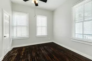 1407 Winnie St, Galveston, TX 77550 - Photo 21
