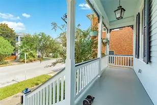 1407 Winnie St, Galveston, TX 77550 - Photo 7