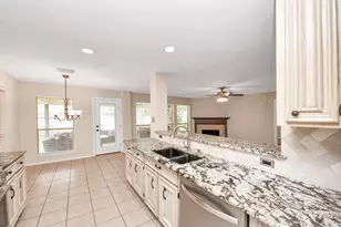 12706 Wolf Creek Ct, Humble, TX 77346 - Photo 11