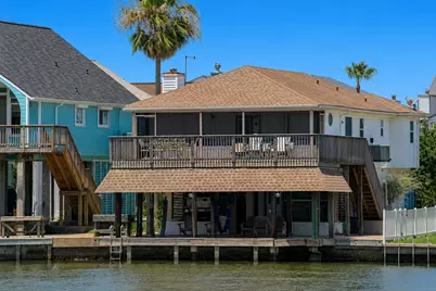 238 Bamaku Bend, Tiki Island, TX 77554 - Photo 1