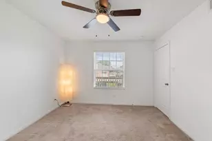 2750 Holly Hall St, Houston, TX 77054 - Photo 27