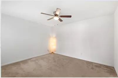 2750 Holly Hall Street #1917, Houston, TX 77054 - Photo 17